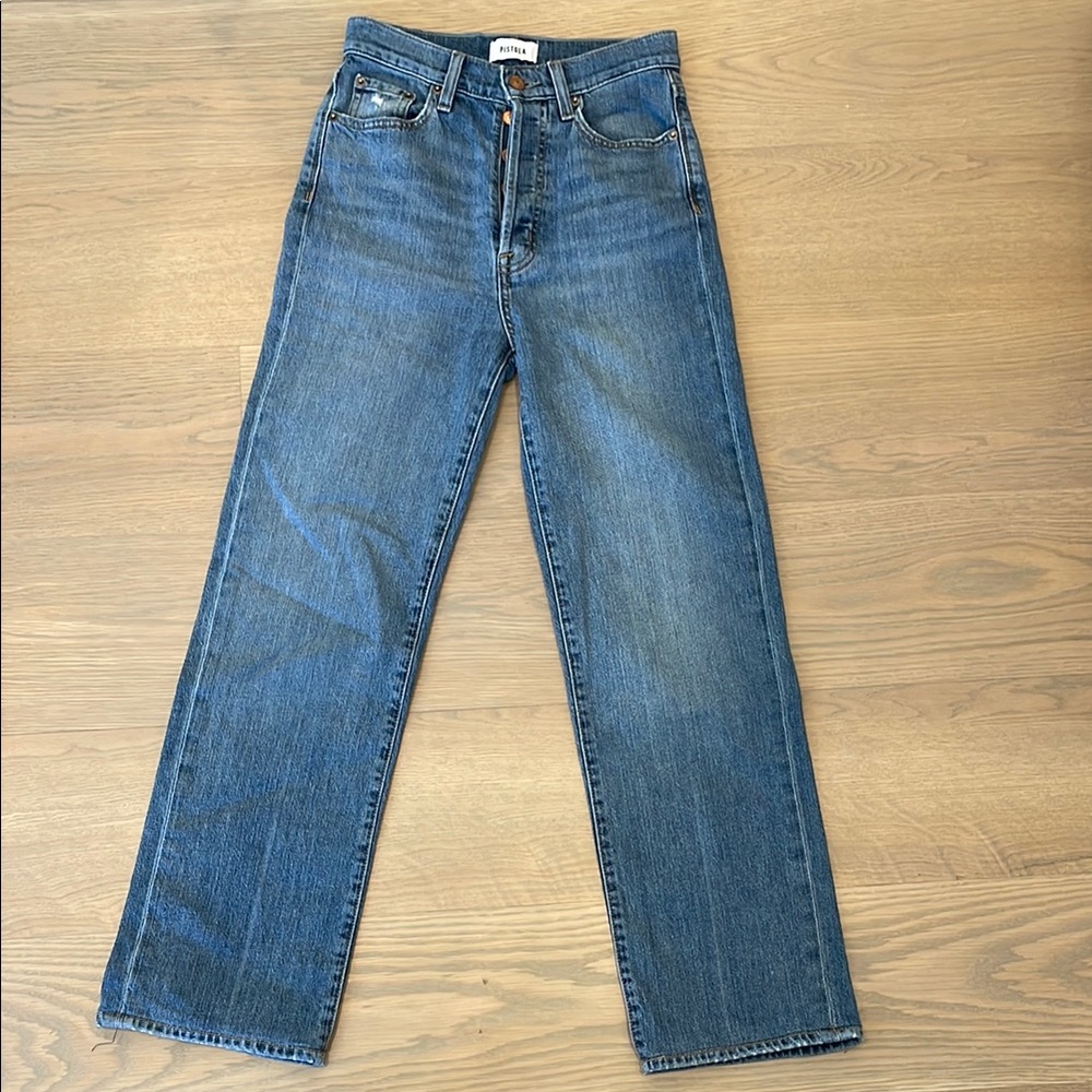 Pistola Straight Leg Jeans